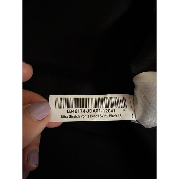 Quince NWT Black Ultra-Stretch Ponte Pencil Skirt Women’s Size Small - Picture 8 of 9